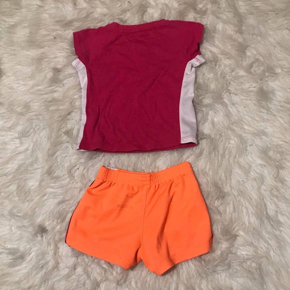 Orange and pink Nike Out fit size 3t - Picture 2 of 6
